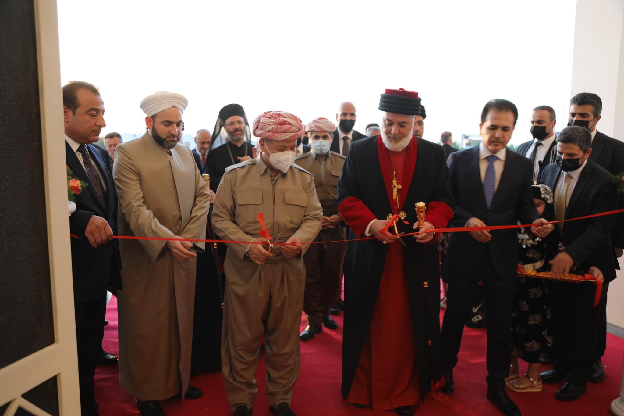 Patriarch Mar Awa Royel and KDP leader Masoud Barzani at the inauguration of the new office on September 12, 2022. Photo: Barzani Headquarters